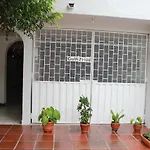 Aqui Me Quedo