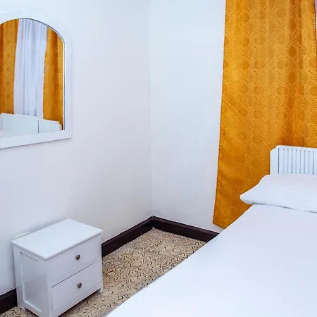 Aqui Me Quedo Homestay Cartagena